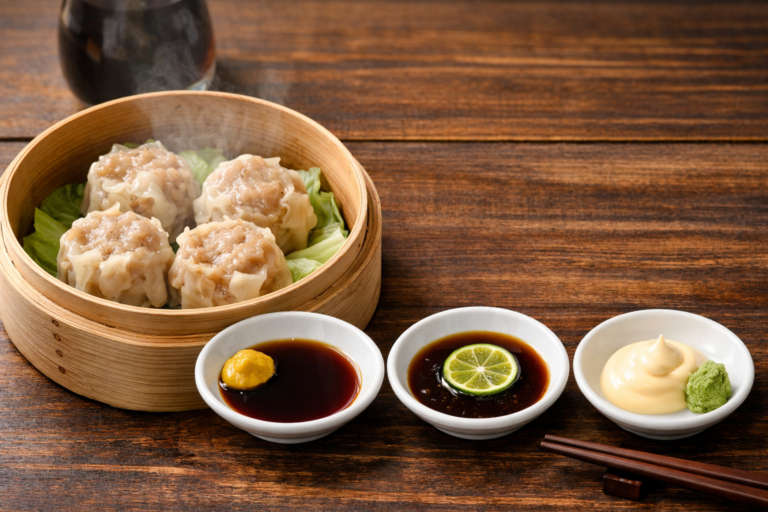 焼売は何をつけるのが正解？定番から意外な味変まで徹底解説
